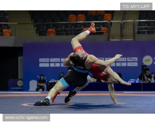 摔跤锦标赛俄罗斯队回归，政治博弈持续