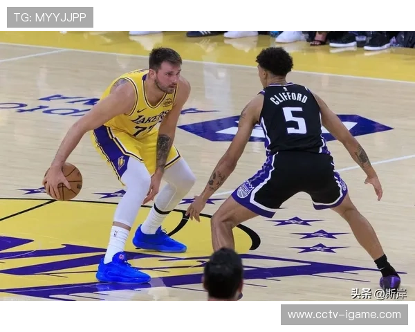 独行侠勇士对决诠释体系博弈，东契奇一星四射对阵团队篮球